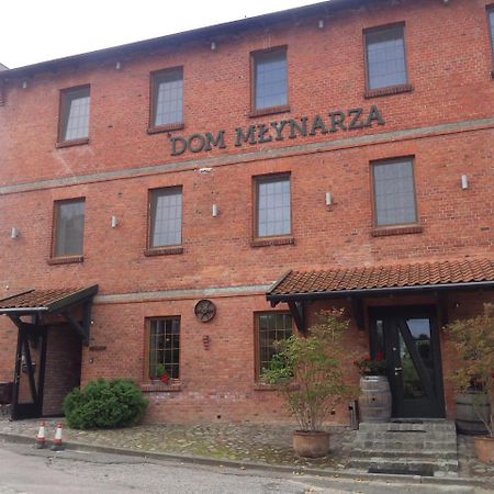 Hotel Dom Mlynarza à Zukczyn Extérieur photo